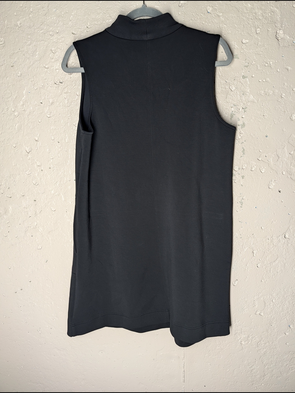 SPANX AirEssentials Black Mock Neck Pocket Dress Soft Travel Athleisure - Picture 4 of 6